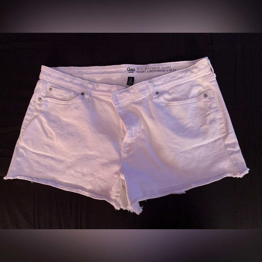 Gap Women's White Sexy Boyfriend Shorts